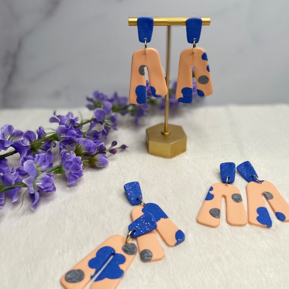 Spotty Dolly - Picture 2 of 2